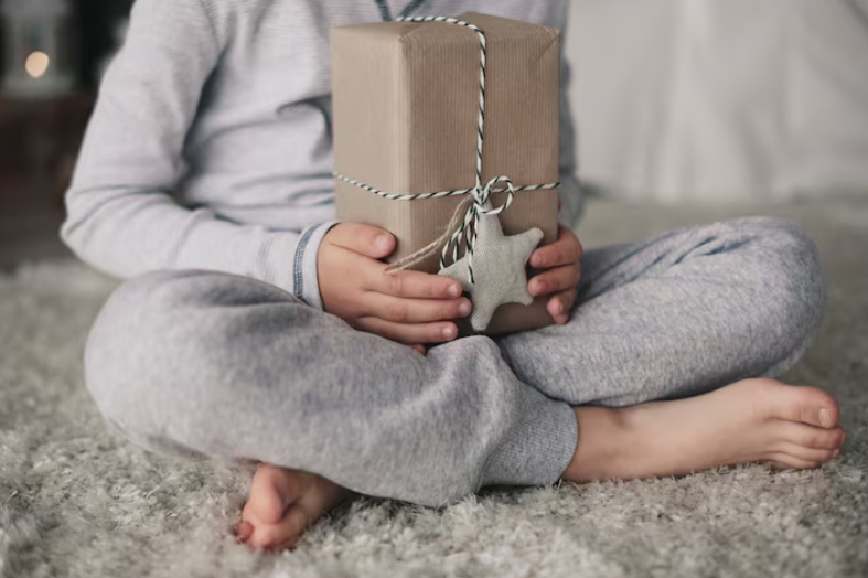 Thoughtful Gifting: Why the Best Presents Are the Ones That Tell a Story